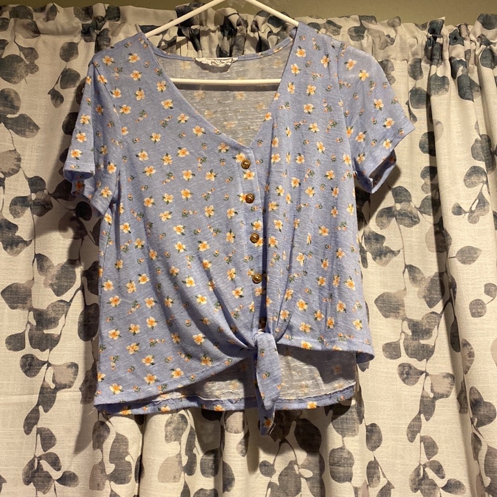 This is my first sale! I will be open to more offers ❤️❤️